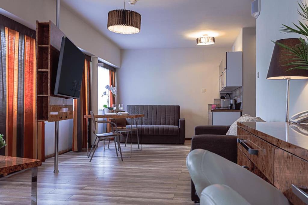 קולובז'ג Vacationclub Royal Tulip Sand Apartament 309 מראה חיצוני תמונה